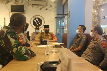 You are currently viewing Rapat Koordinasi Kamtibmas PPKM (Penerapan Pembatasan Kegiatan Masyarakat)